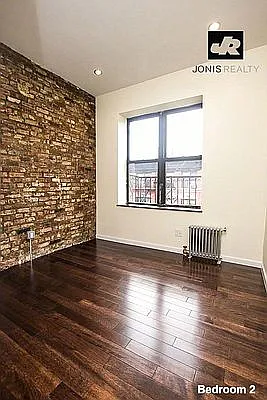 Rented by Jonis Realty | media 12