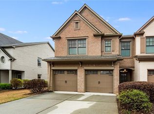 4892 Berkeley Oak Cir, Peachtree Corners, GA 30092