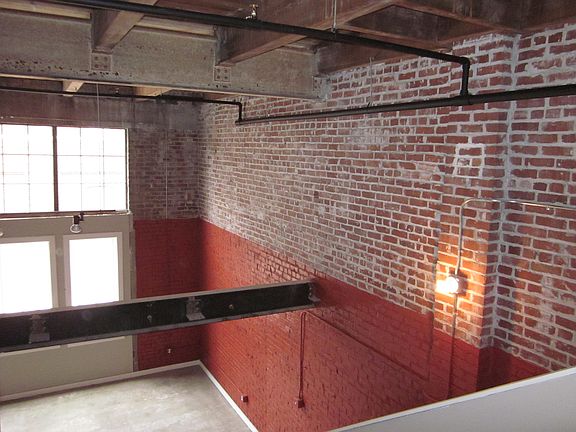 1st Floor - 2 Bedroom Unit