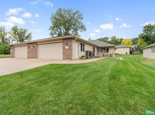 945 Southfork Rd, Blair, NE 68008