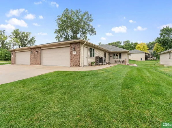 945 Southfork Rd, Blair, NE 68008