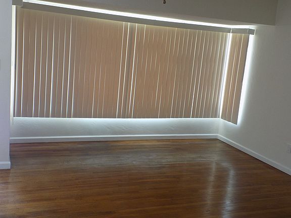 3rd image of 3905 Vista Grande Dr