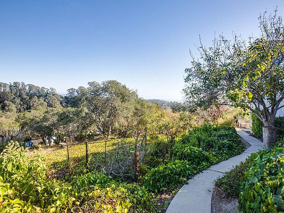 5th image of 3601 Falconer Dr