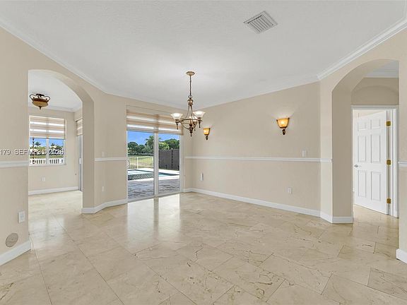 4th image of 16237 SW 44th Ter #162377