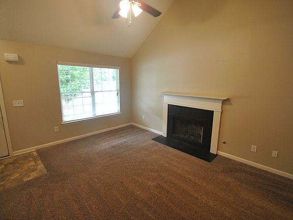 2nd image of 4783 Bryant Dr