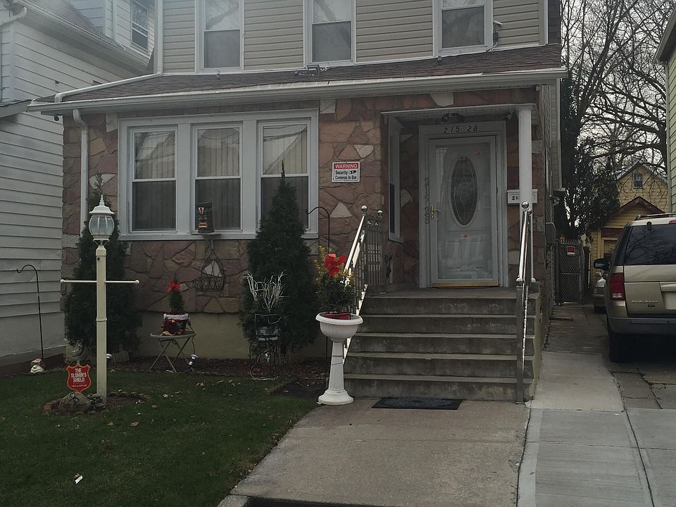 1st image of 21528 112th Ave