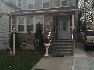 21528 112th Ave, Queens Village, NY 11429