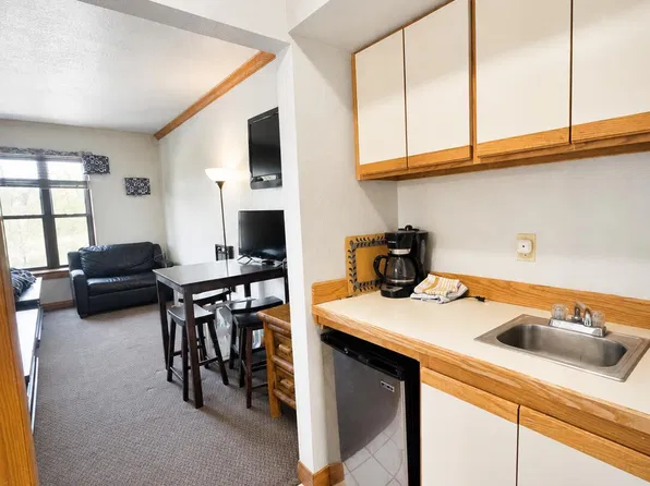 223 Hunter Ridge Rd #A213, Brian Head, UT 84719