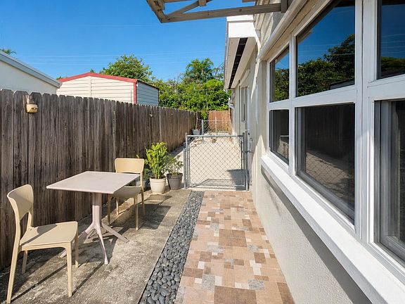2nd image of 2311 N 58th Avenue