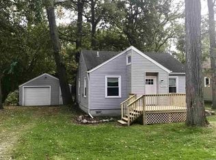 2064 Oaknoll St, Auburn Hills, MI 48326