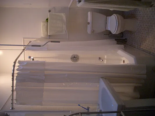 Rented by Maison International | media 29