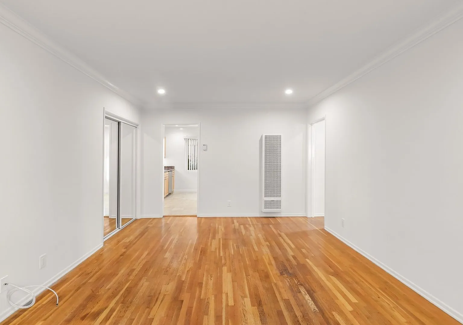 1451 Armacost Ave — Photo 2