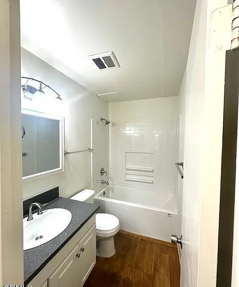 1159 Meta St #2 — Photo 9
