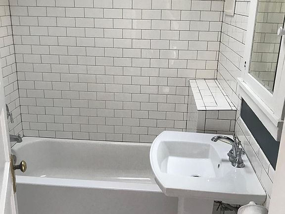retro bathroom