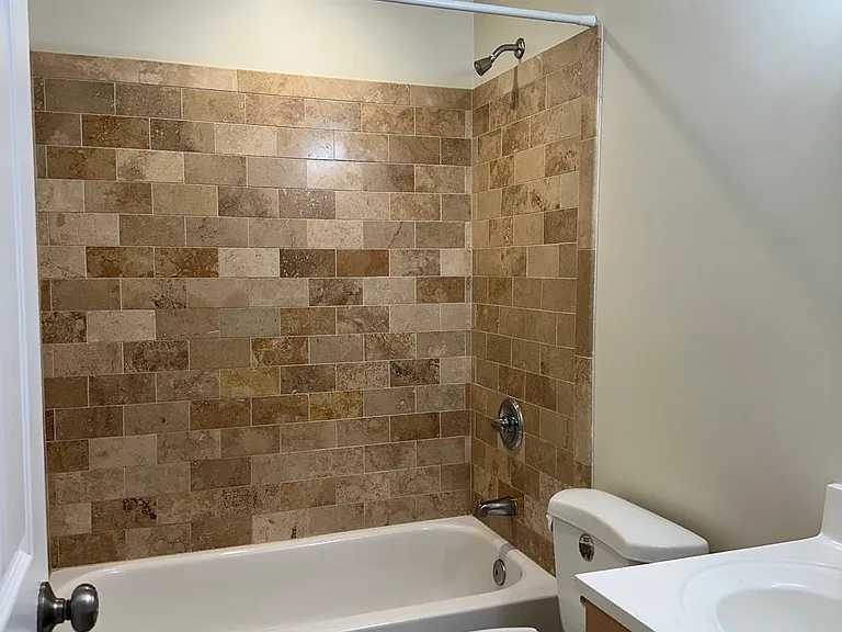 43397 Cloverknoll Ct — Photo 6