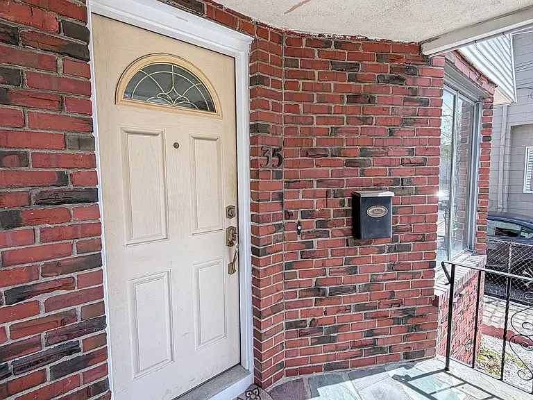 35 Eliot St #35 — Photo 19