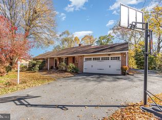 105 Oak Dr, Camp Hill, PA 17011