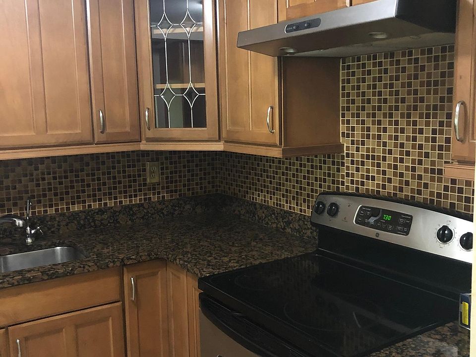 1st image of 11252 Royal Palm Blvd