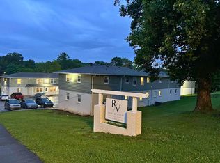 305 Fall River Rd #D4, Lawrenceburg, TN 38464