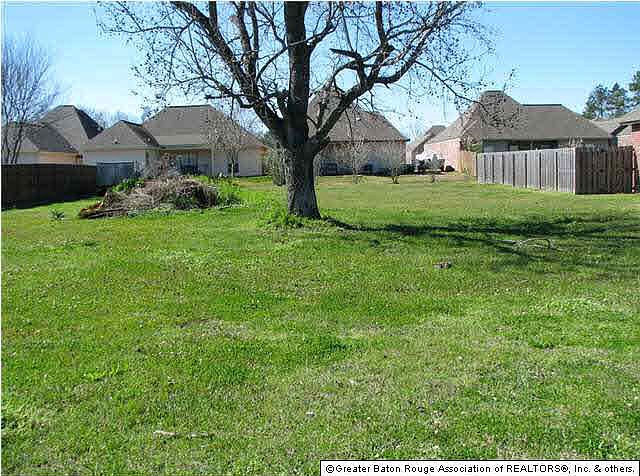 1st image of 32 Highland Dr