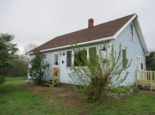 728 Washington Rd, Waldoboro, ME 04572