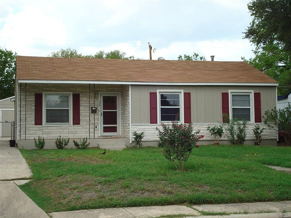 1st image of 535 W Wildwood