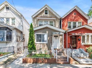 8637 77th St, Woodhaven, NY 11421