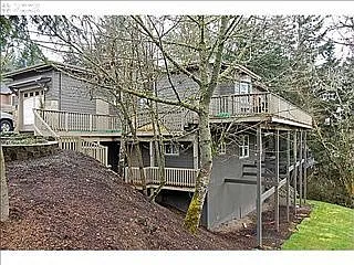 2097 Dogwood Dr photo 1