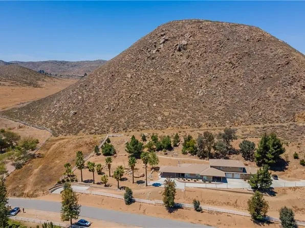 26677 California Ave, Winchester, CA 92596