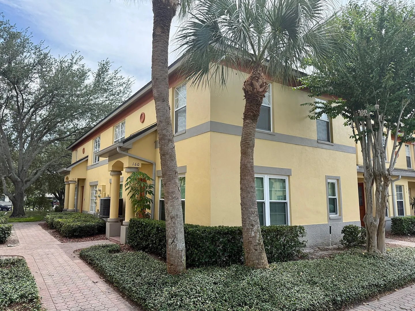Coquina Key Townhomes Gated community 3/2.5 — Photo 1