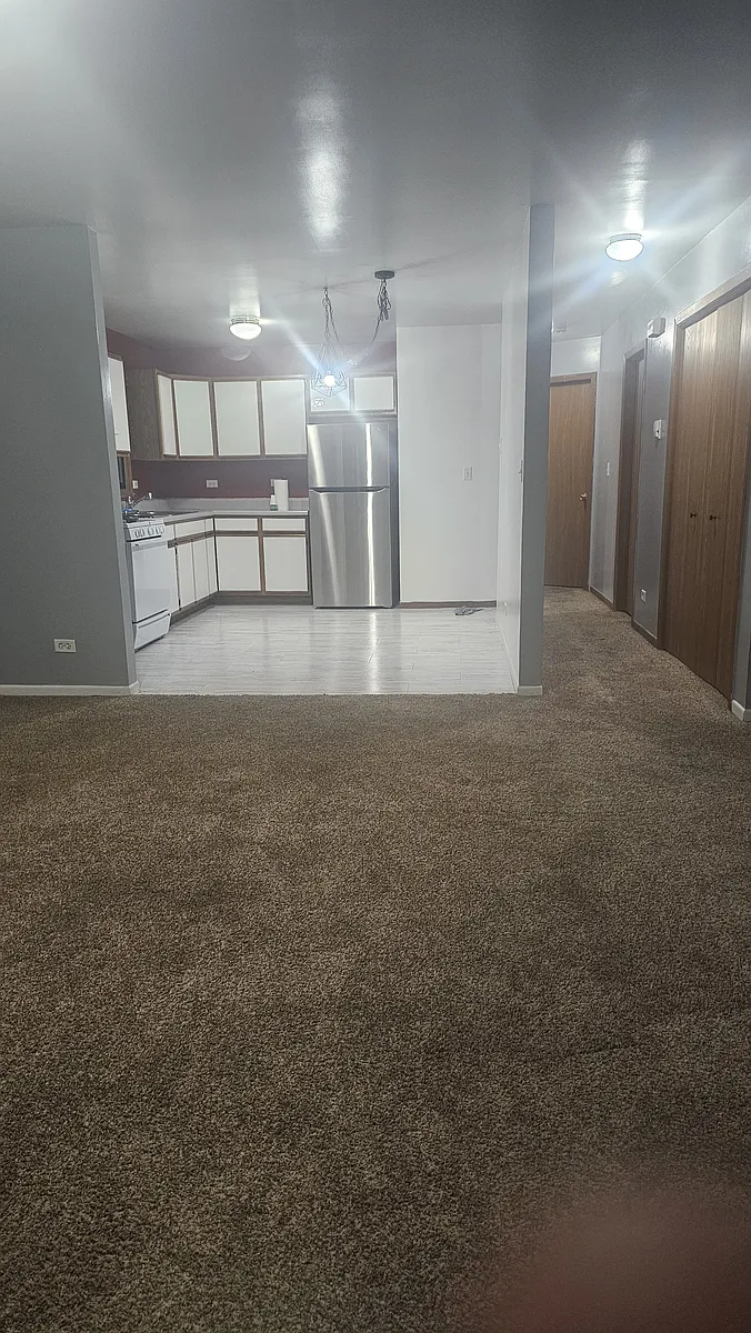 Building Photo - 2706 Carmel Blvd #2
