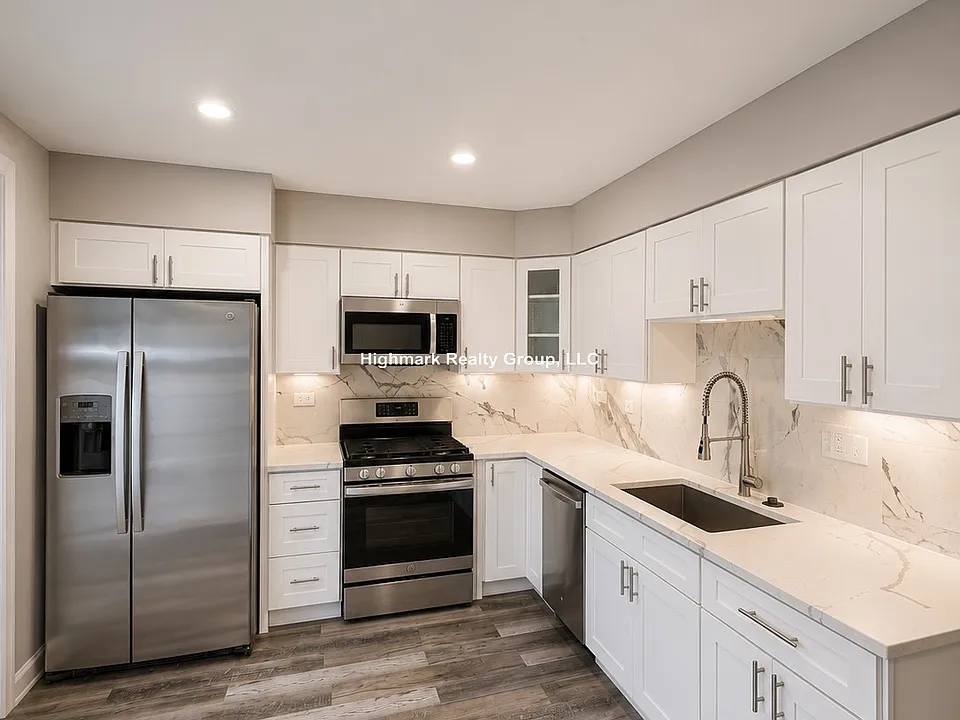 354 Skokie Ct