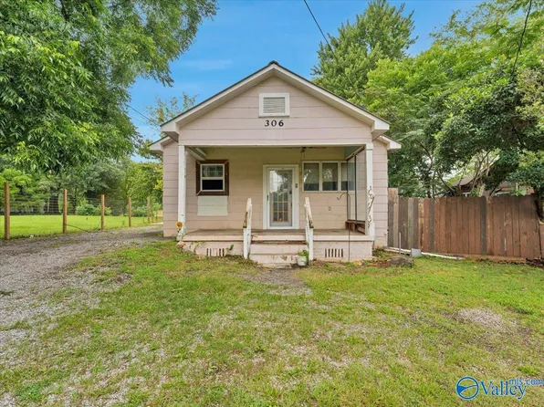 306 W Laurel St, Scottsboro, AL 35768