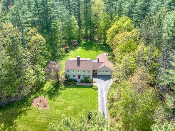 114 Blanford Place, Bedford, NH 03110