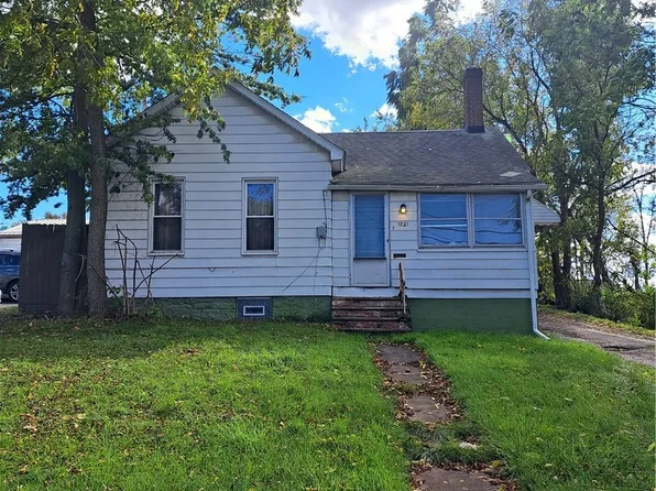 1021 Oak St, Youngstown, OH 44506
