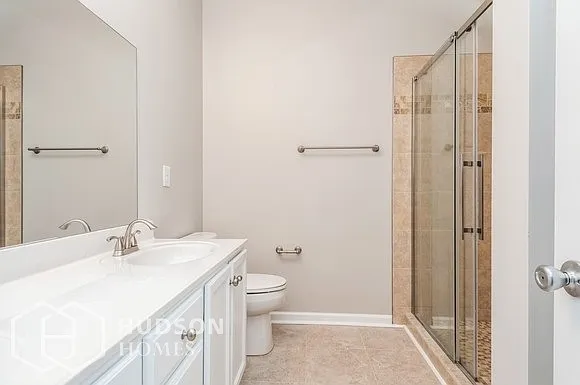156 Valerie Dr — Photo 12