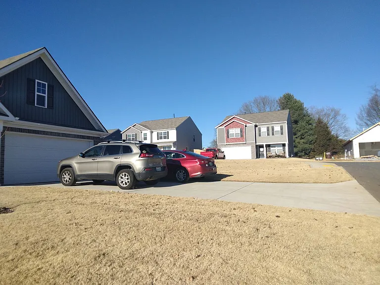 220 Greene Ln — Photo 61