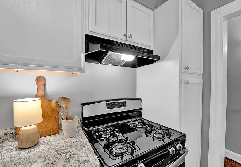 112 Greer St — Photo 14