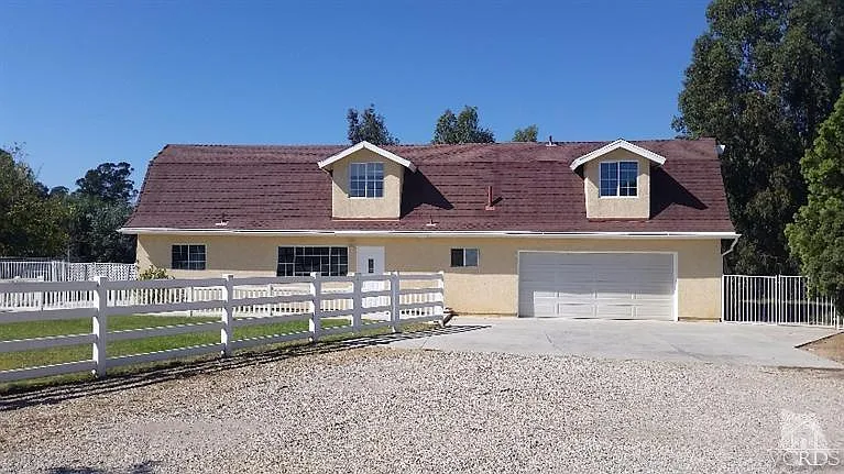 5837 E Los Angeles Ave — Photo 1