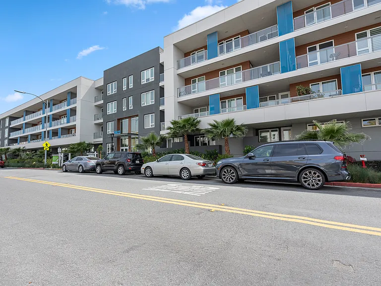5925 Charlotte Dr #240 — Photo 1