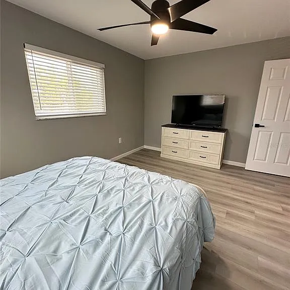 460 Base Ave E #129 — Photo 11
