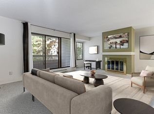 5800 Cooney Rd #106, Richmond, BC V6X 3A8