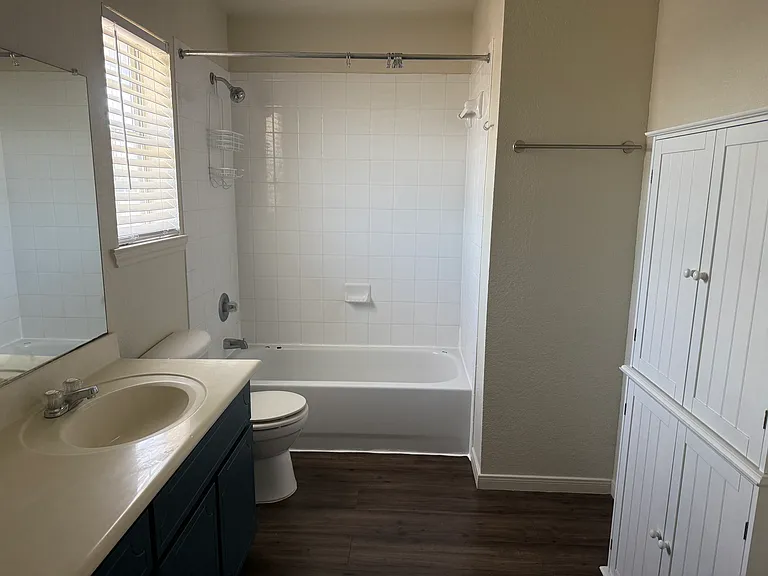 2103 Jennifer Dr #B — Photo 5