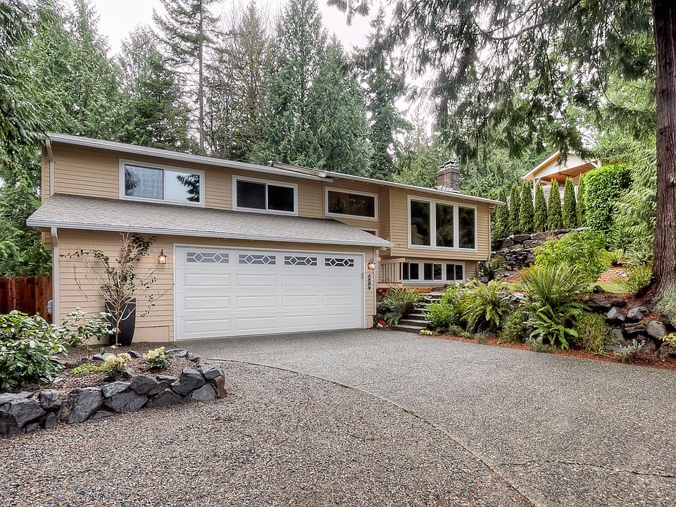 1st image of 270 Almak Ct NW