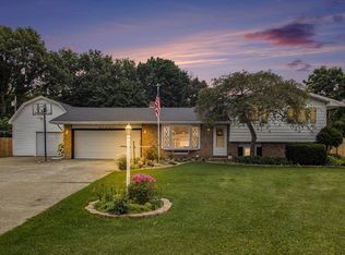 51852 Cheryl Dr, Granger, IN