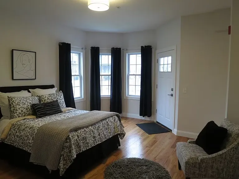 5 Pomeroy Ter — Photo 6