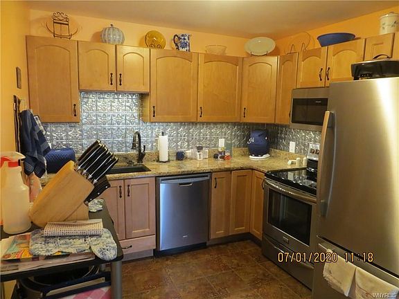 5th image of 174 Peppertree Dr #F