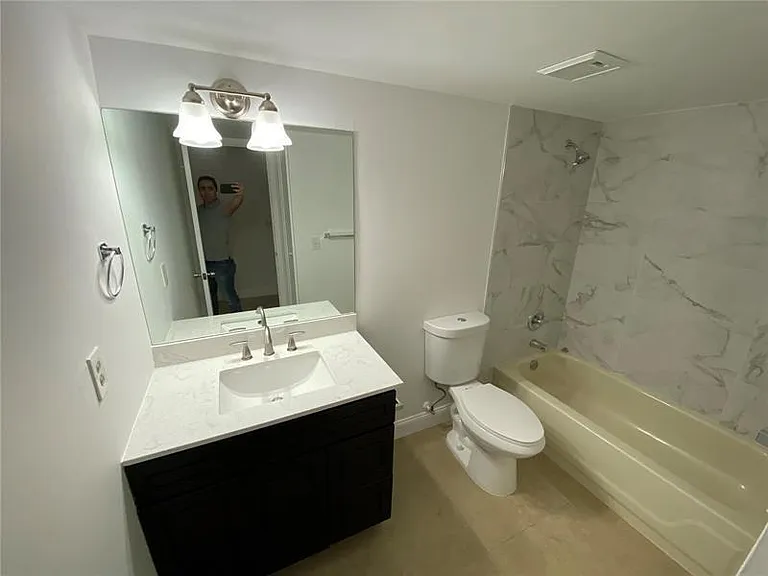 23466 SW 57th Ave #504 — Photo 6
