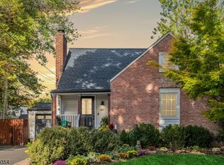 47 Brooklake Rd, Florham Park, NJ 07932