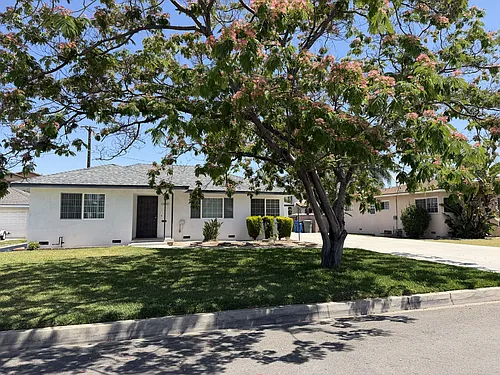 1433 E Larkwood St Photo 1